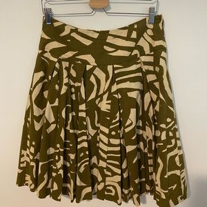 H&M high waisted, pleated skirt- size 8